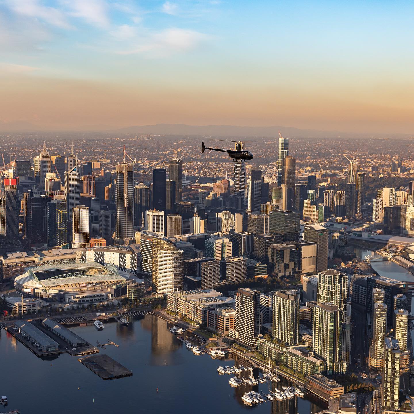 Scenic Flights, helicopter sightseeing tours, helicopter rides, melbourne helicopter, Melbourne,